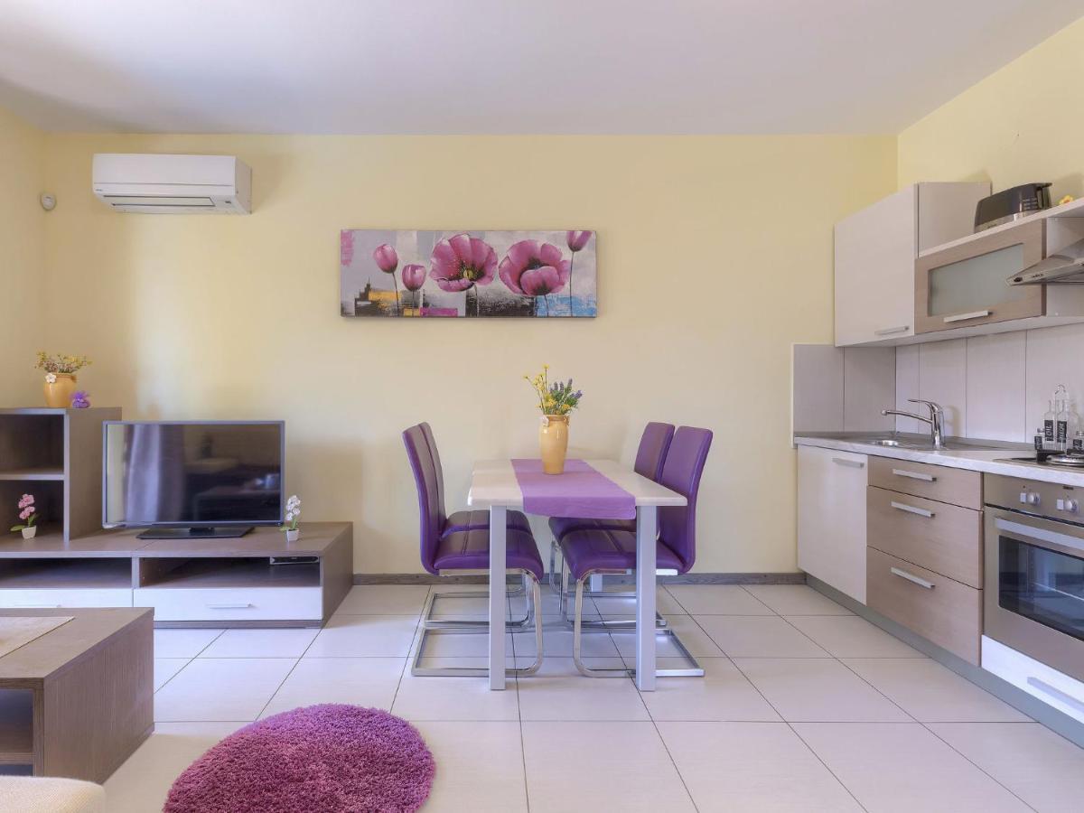 Holiday Home Linden Tree By Interhome PUY 외부 사진